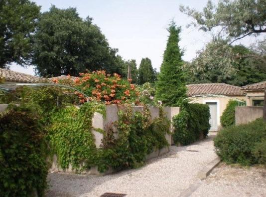Un Gite En Provence - Les Jardins De Fontanille Сен-Реми-де-Прованс Экстерьер фото