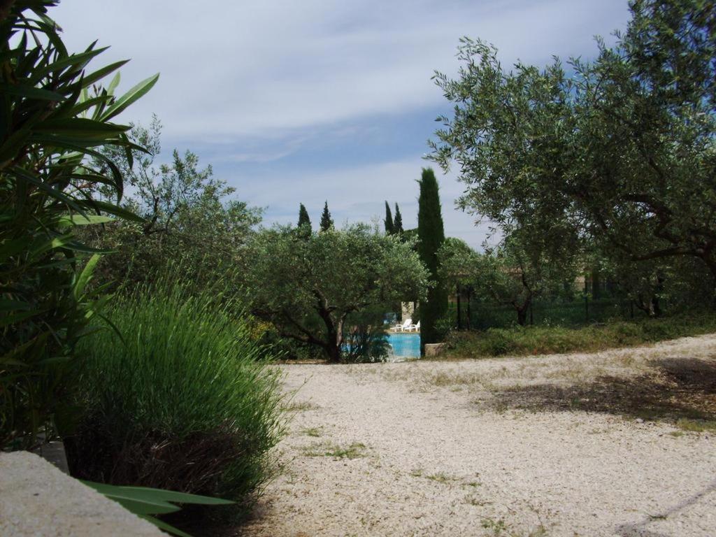 Un Gite En Provence - Les Jardins De Fontanille Сен-Реми-де-Прованс Экстерьер фото