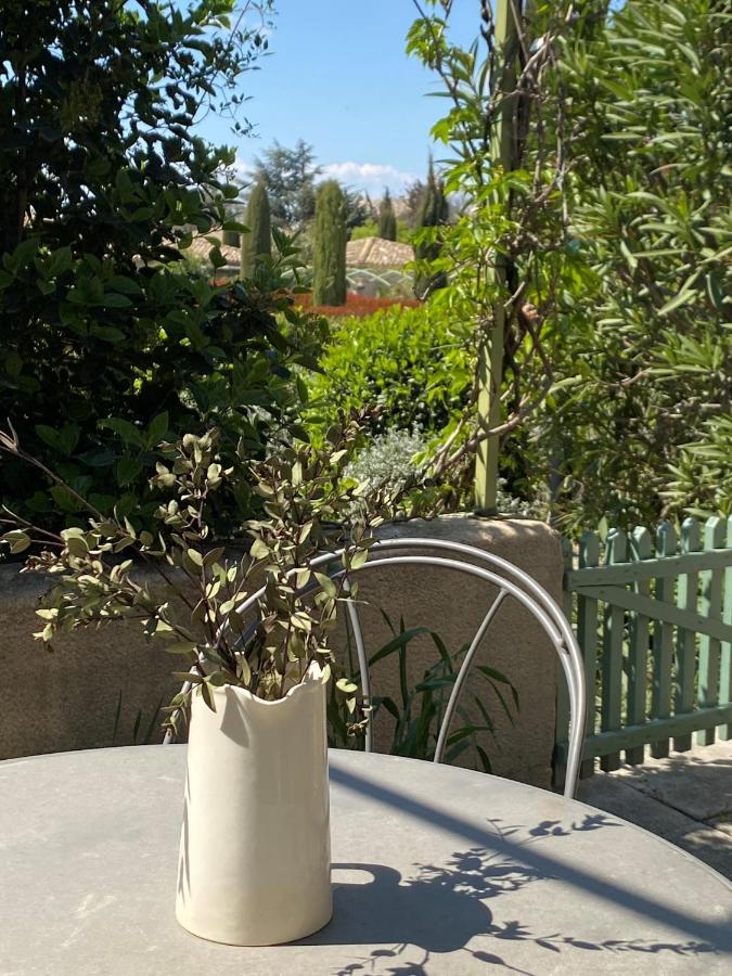 Un Gite En Provence - Les Jardins De Fontanille Сен-Реми-де-Прованс Экстерьер фото