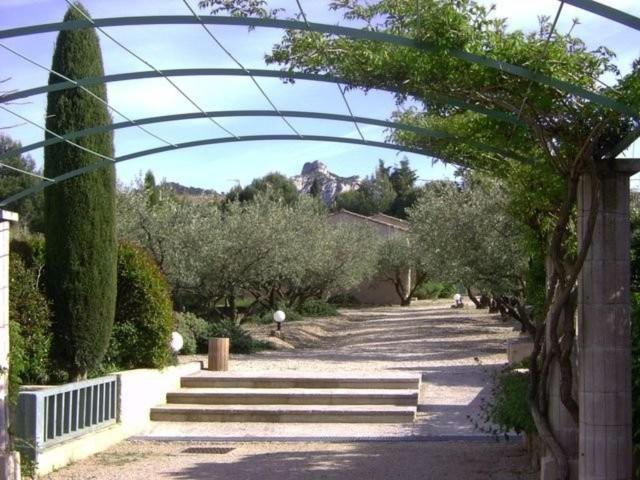 Un Gite En Provence - Les Jardins De Fontanille Сен-Реми-де-Прованс Экстерьер фото